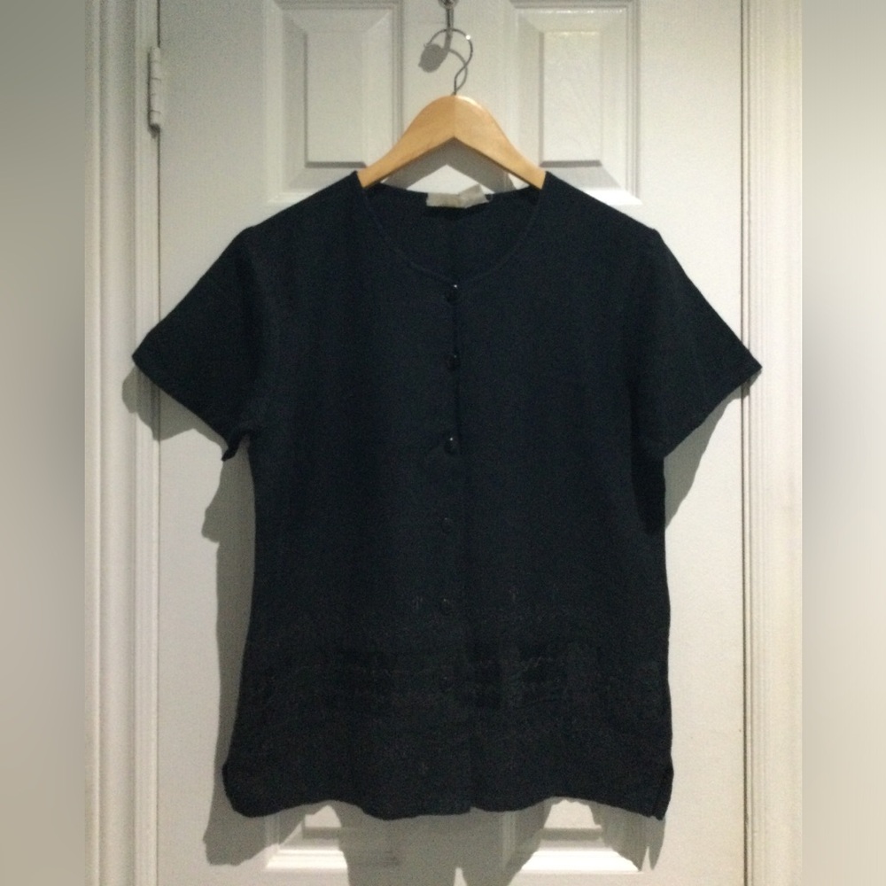 Women’s Chic Embroidered Black Short Sleeve Button-Up Top